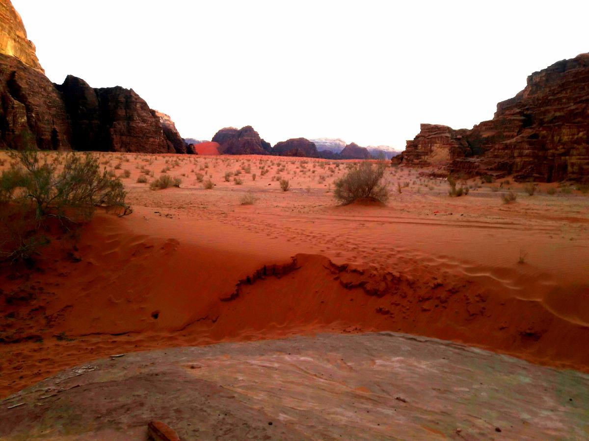 7 Pillars Camp & Jeep Tour In Wadi Rum Desert Zewnętrze zdjęcie