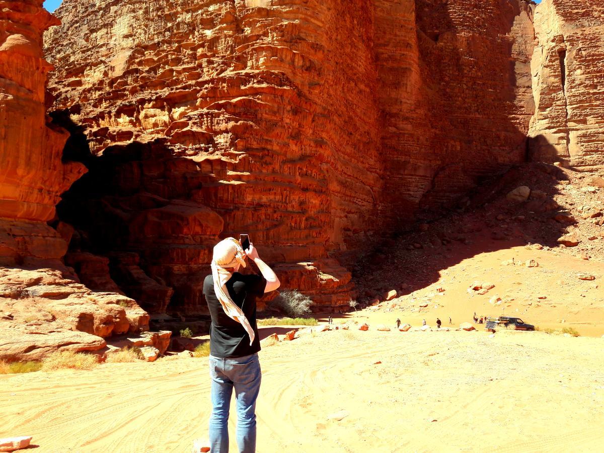 7 Pillars Camp & Jeep Tour In Wadi Rum Desert Zewnętrze zdjęcie