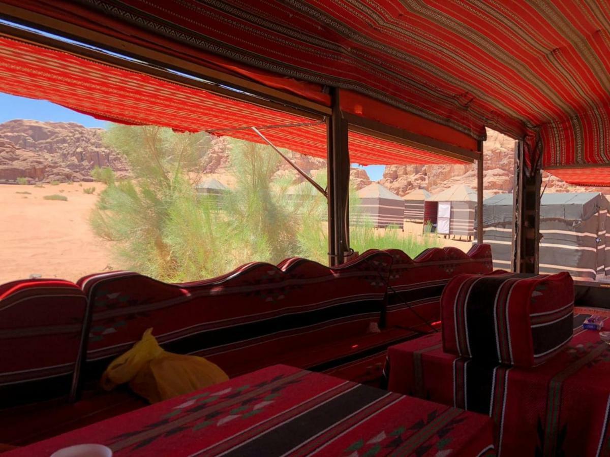 7 Pillars Camp & Jeep Tour In Wadi Rum Desert Zewnętrze zdjęcie